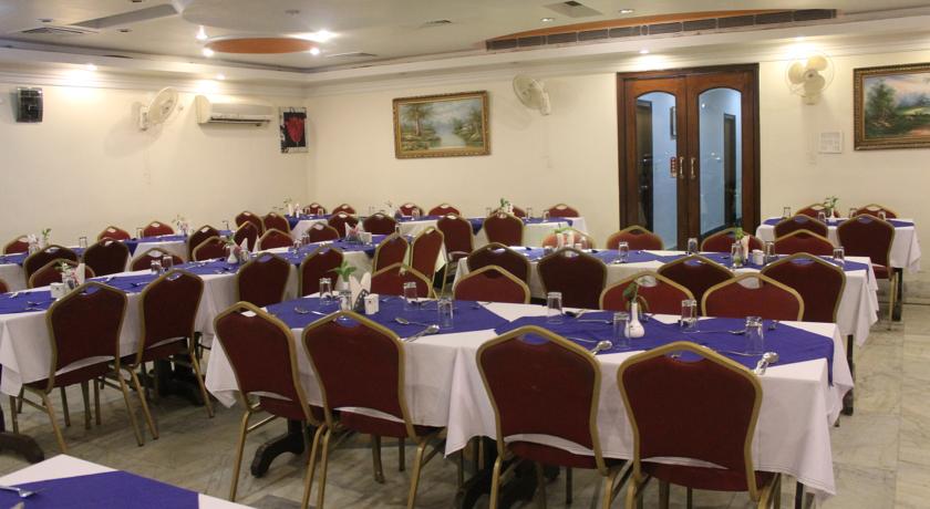 Hotel Taj Darbar